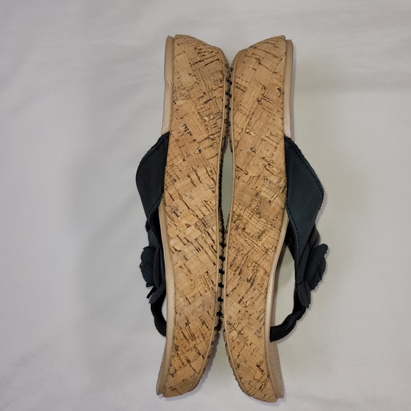 Crocs Flower Detail Slide On Strap Low Cork Wedge Sandal Shoe Size 8 - Picture 5 of 10
